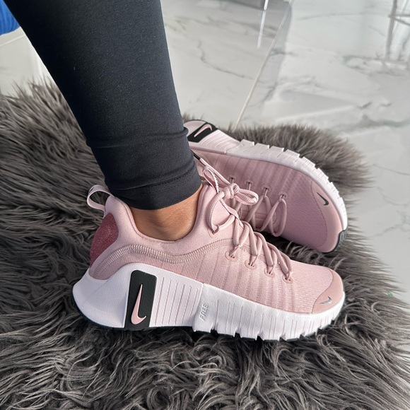 Nike Shoes - Nike Free Metcon 6